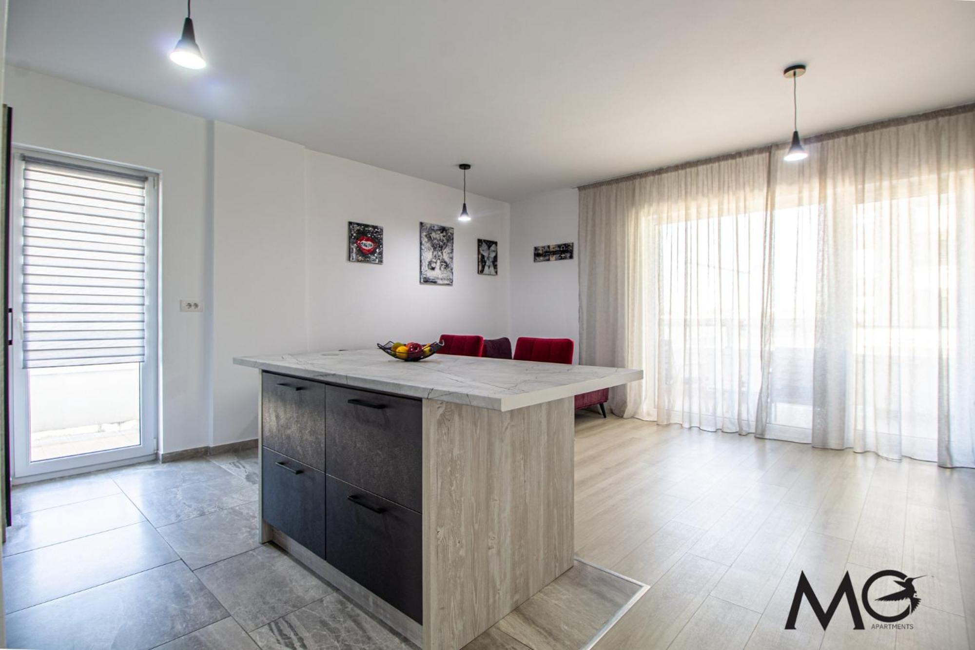 Mohost Two - Luxe Retreat With Mountain Views *