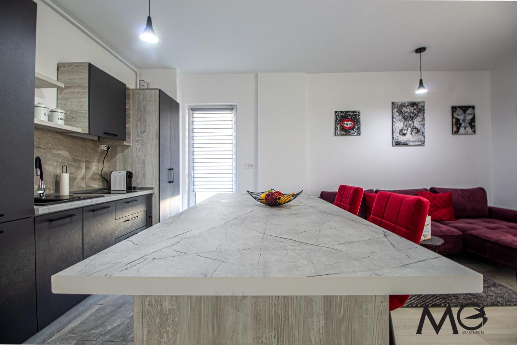 Mohost Two - Luxe Retreat With Mountain Views Apartament